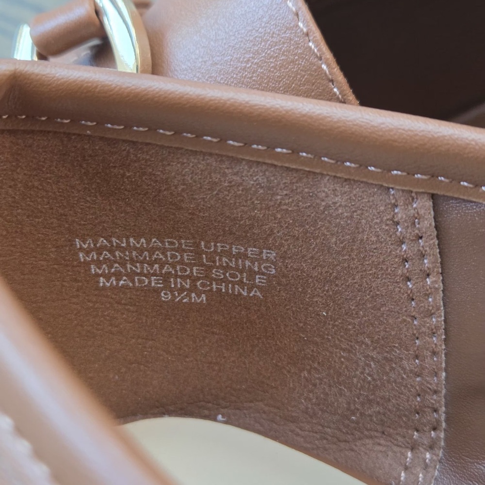 LOFT Women’s Brown Loafers with Gold Accent - Picture 3 of 5